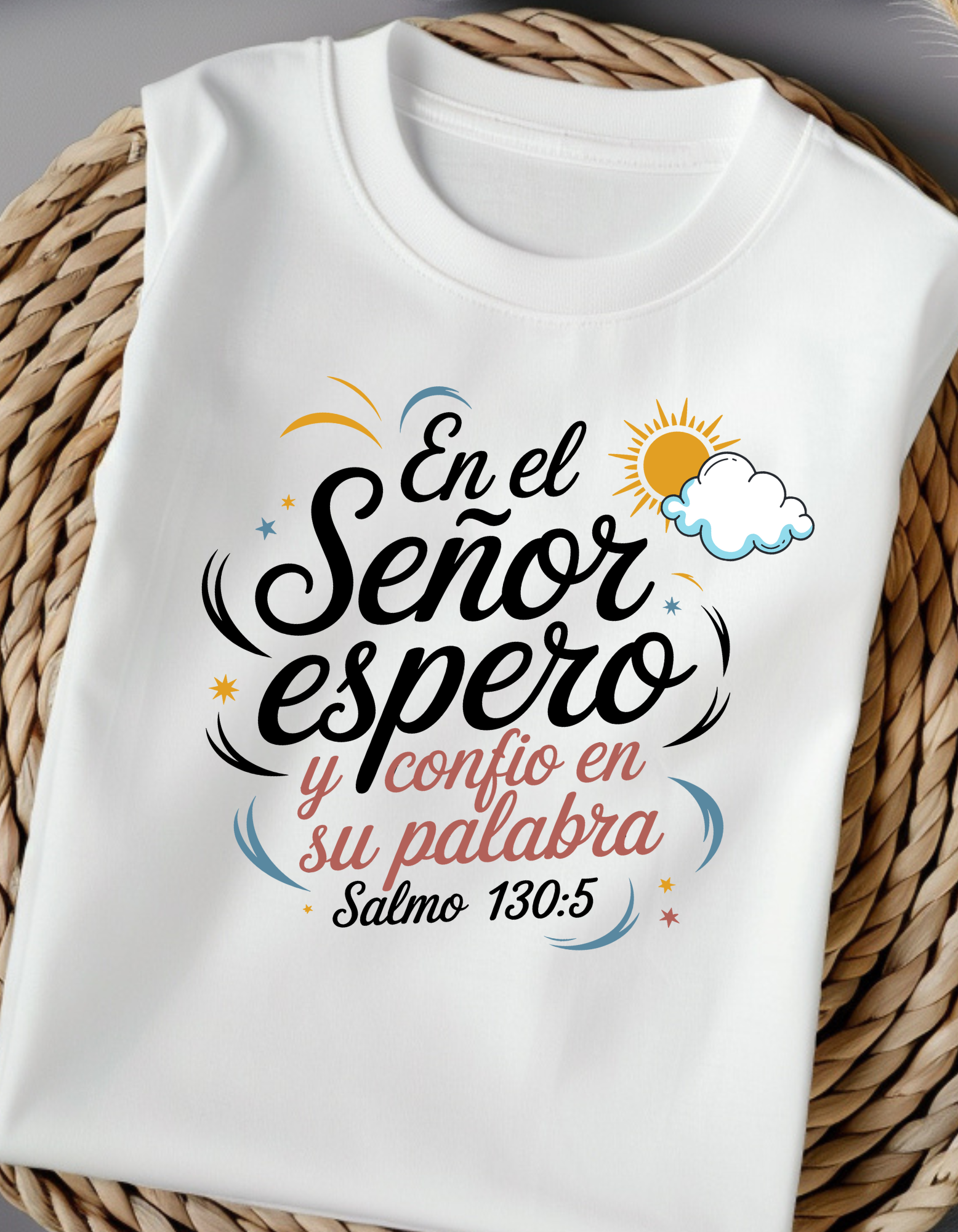 Camiseta Cristiana minimalista Blanca Para Mujer | Frase de Fe y Algodón Suave